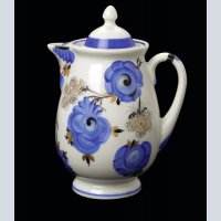 Hot Water Pot painted with the decorative pattern “Blue Flowers” (Sinie tsvety)
