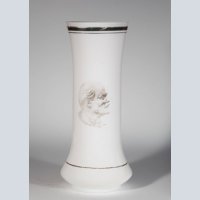 Vase with Lenin’s portrait in profile